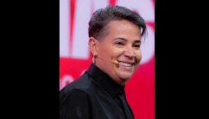 Camylla Elias: Minha história no mercado pet começou muito antes de eu descobrir minha paixão pelos animais.
